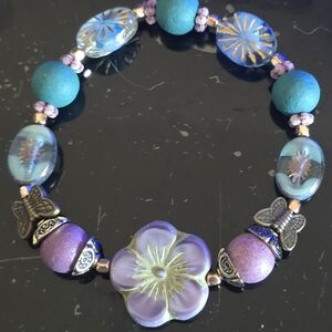Purple Floral Stretch Bracelet with Turquoise Accents